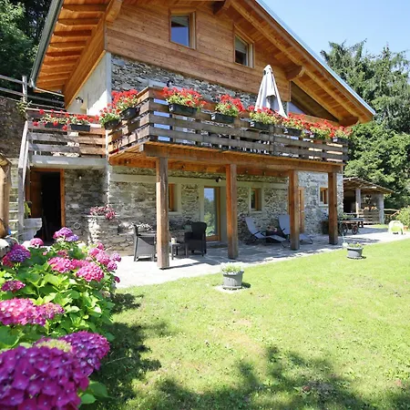 Cozy Nature House Colico