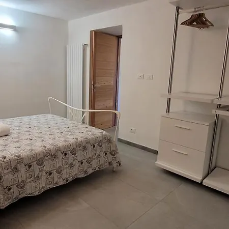 Cozy Nature House Colico